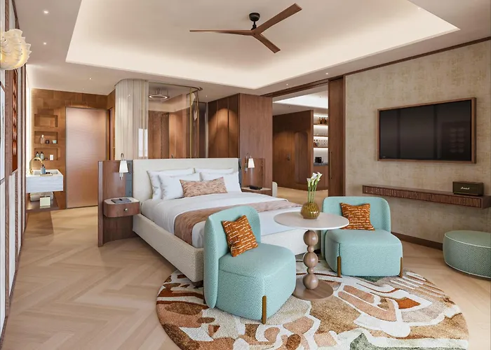 Hilton Chania Old Town & Отель Ханья