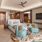 Hilton Chania Old Town & Hotel La Canea